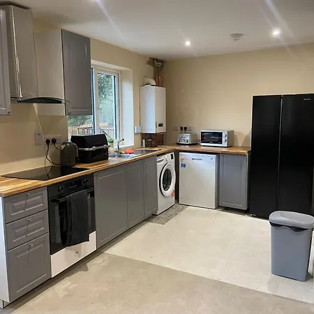 Apartment House With Fresh Renovation *